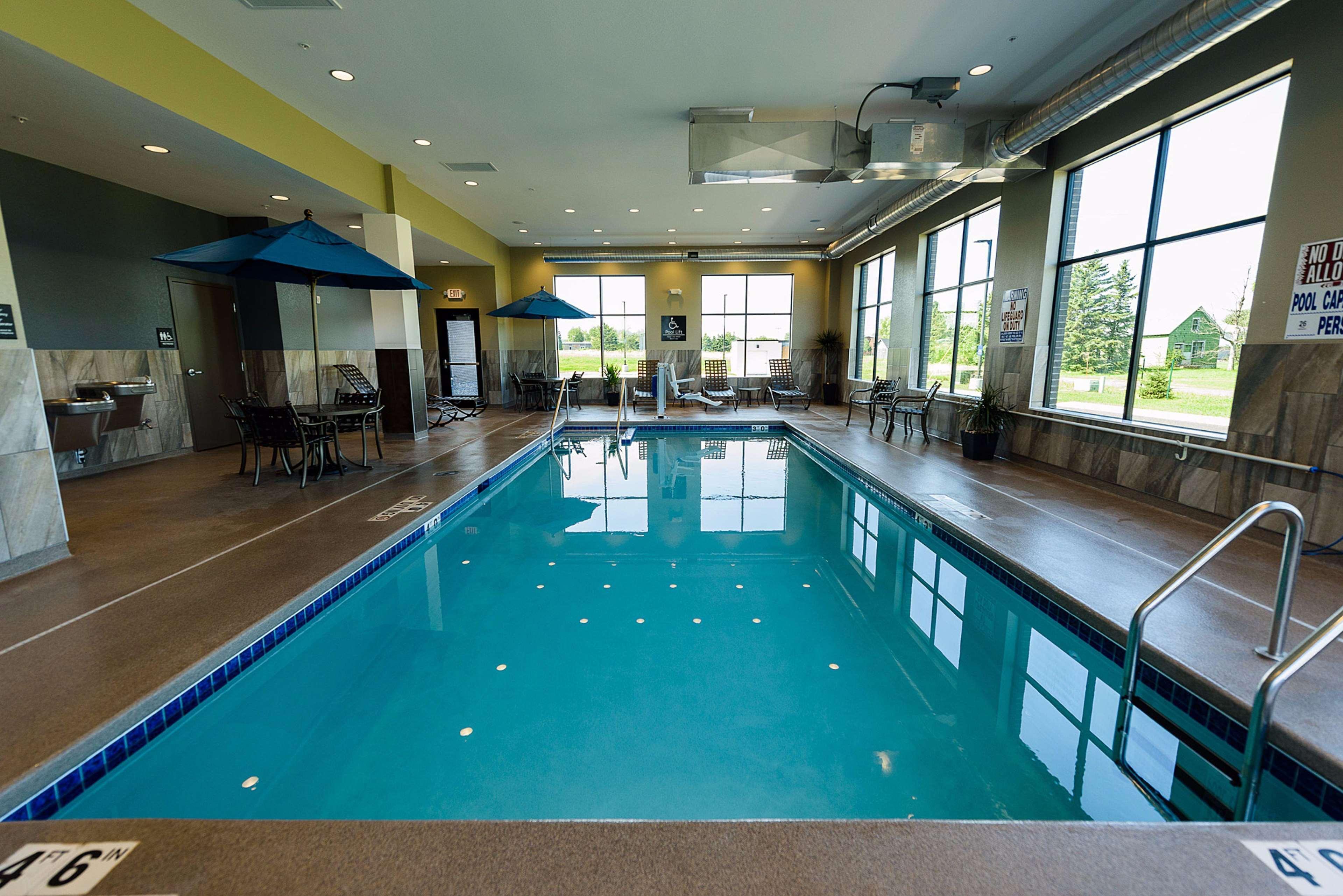 Hampton Inn Superior Duluth, Wi Екстериор снимка